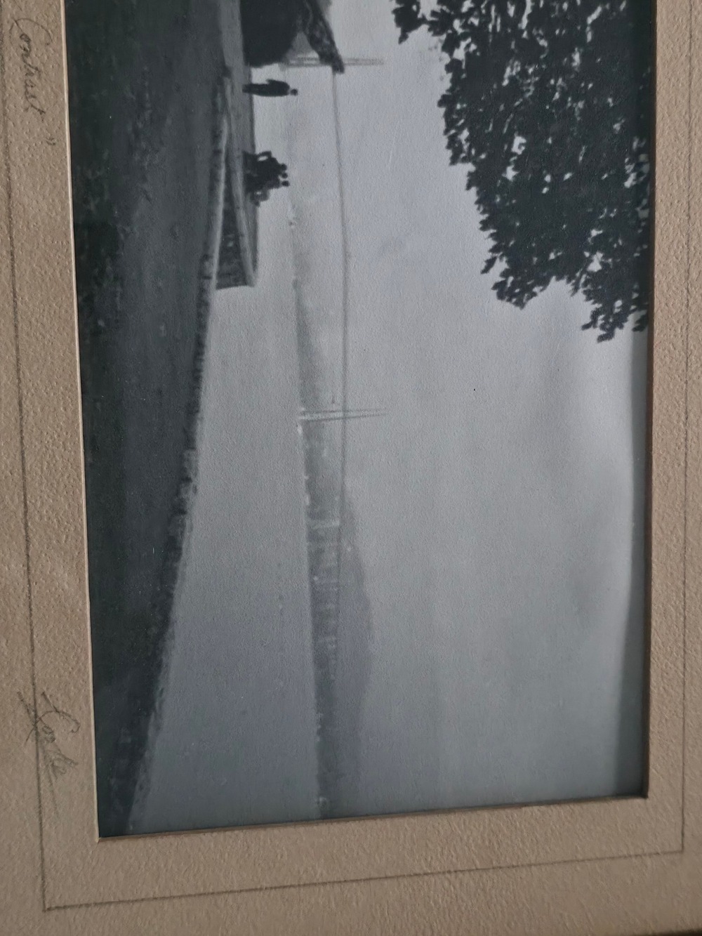 4/$67 Deal! Vintage Photograph Of Vancouver Landscape In Vintage Frame - Picture 3 of 6